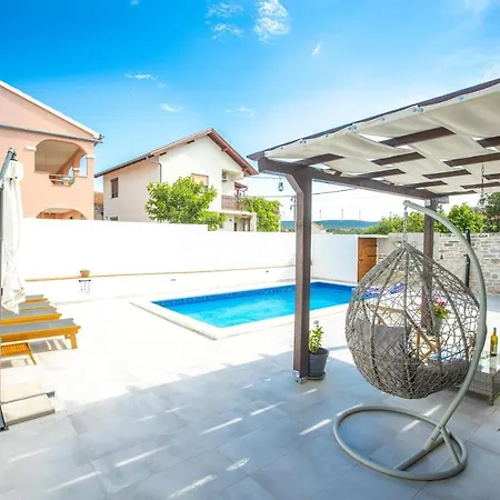 Kuca Za Odmor Petra Holiday home *